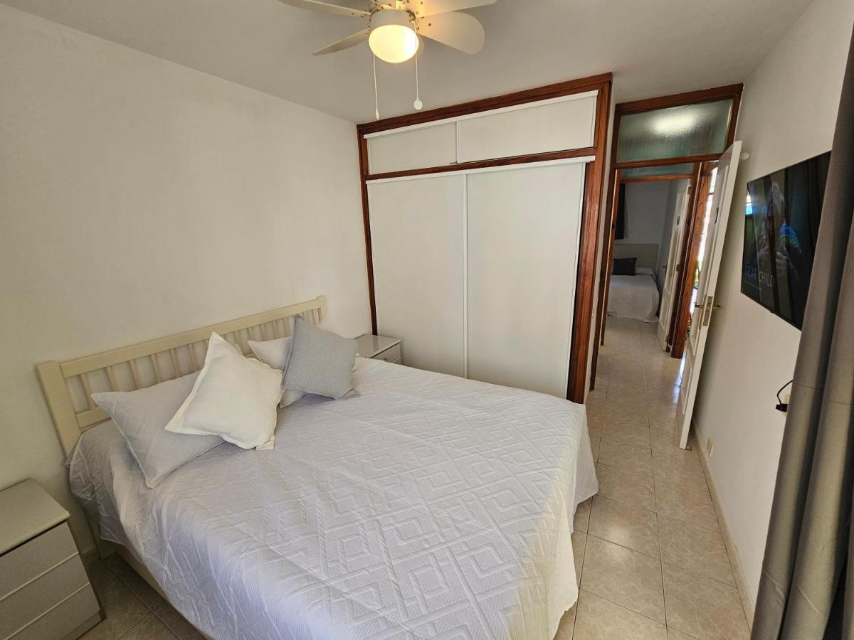 Fayser 108 Beachfront With Direct Pool Access From Terrace أرونا المظهر الخارجي الصورة