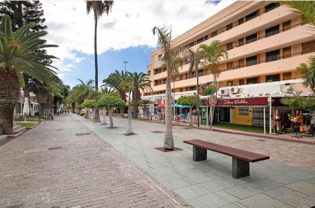 Fayser 108 Beachfront With Direct Pool Access From Terrace أرونا المظهر الخارجي الصورة