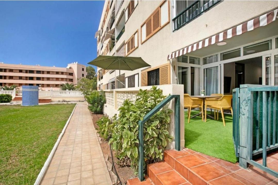 Fayser 108 Beachfront With Direct Pool Access From Terrace أرونا المظهر الخارجي الصورة